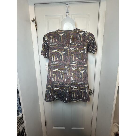 LuLaRoe Perfect T Size Small NWT Geometric Pattern Tunic Top Comfy Soft - Picture 3 of 8